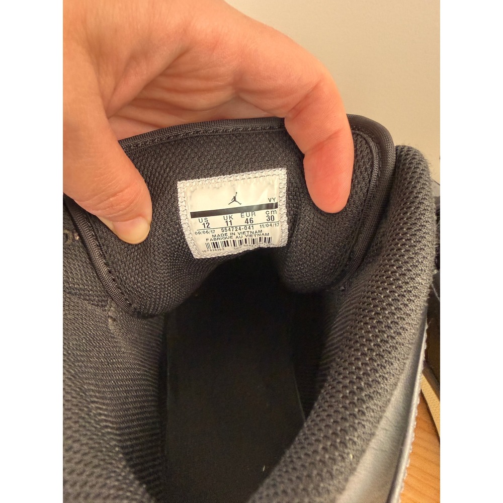 Jordan Air Jordan 1 Mid Mens Size 12 Dark Grey Black 554724-041 Basketball Shoes - Picture 4 of 9